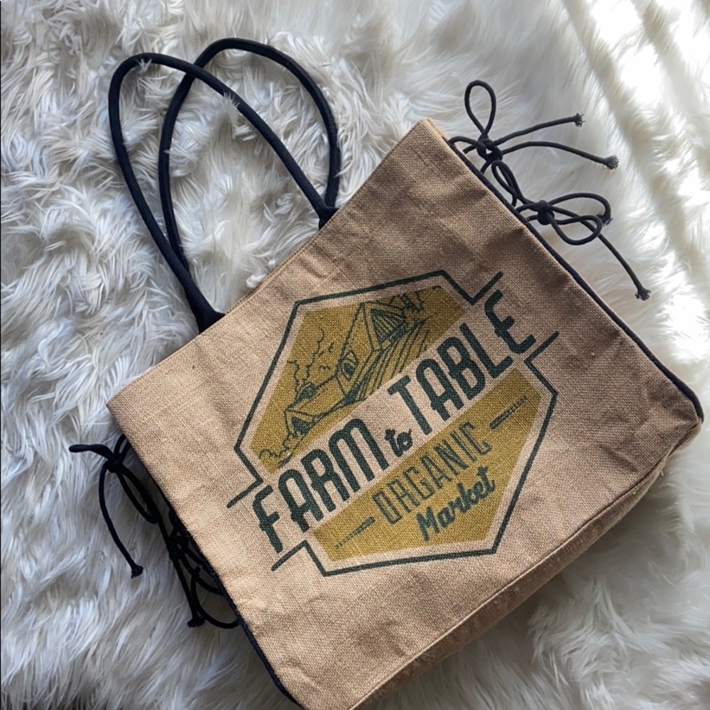 Burlap Market Top Handle Tote